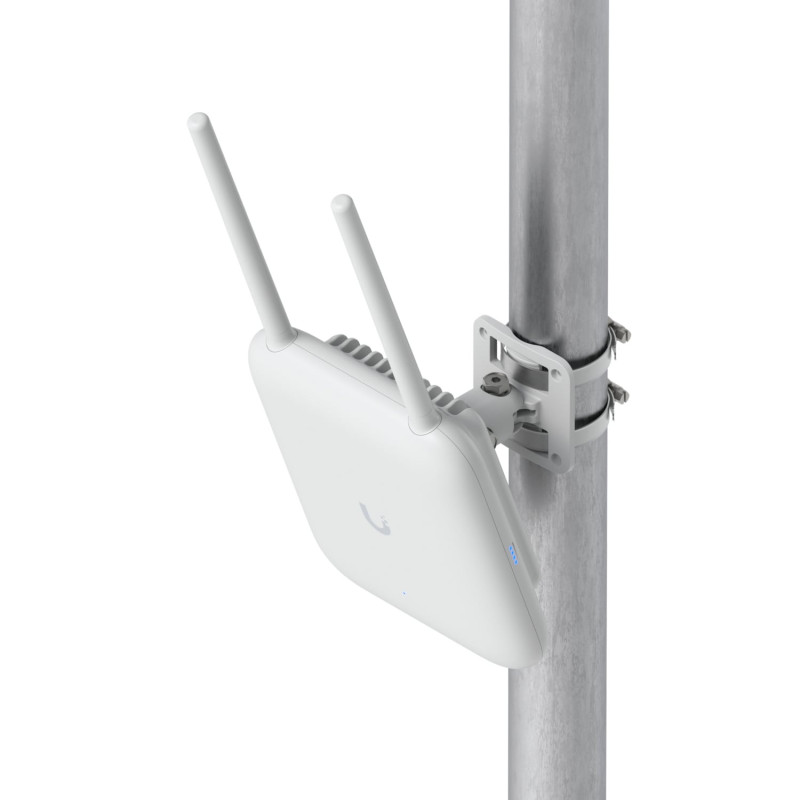 Ubiquiti U7 Pro, IP67 WiFi 7 AP, 2.5 GbE Uplink,300  Connect Devices, Directional Super Antenna, 465 m² Coverage, Articulati