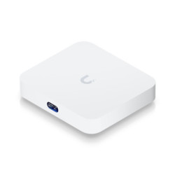 Ubiquiti Cloud Gateway Ultra, Multi-WAN, (4) GbE RJ45 ports, (1) 1/2.5 GbE RJ45 ports, USB Type C, 5V DC/3A, 100–240V AC,  